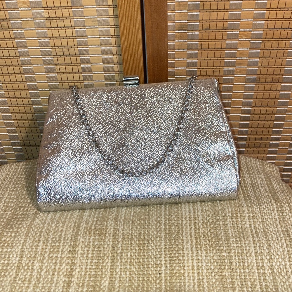 Vintage | Women’s Elegant Silver Metallic Clutch Bag
